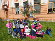 Stavíme Májku ve školce